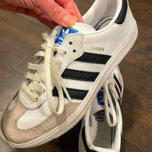 Adidas Sambas white / black size 3, worn a few times